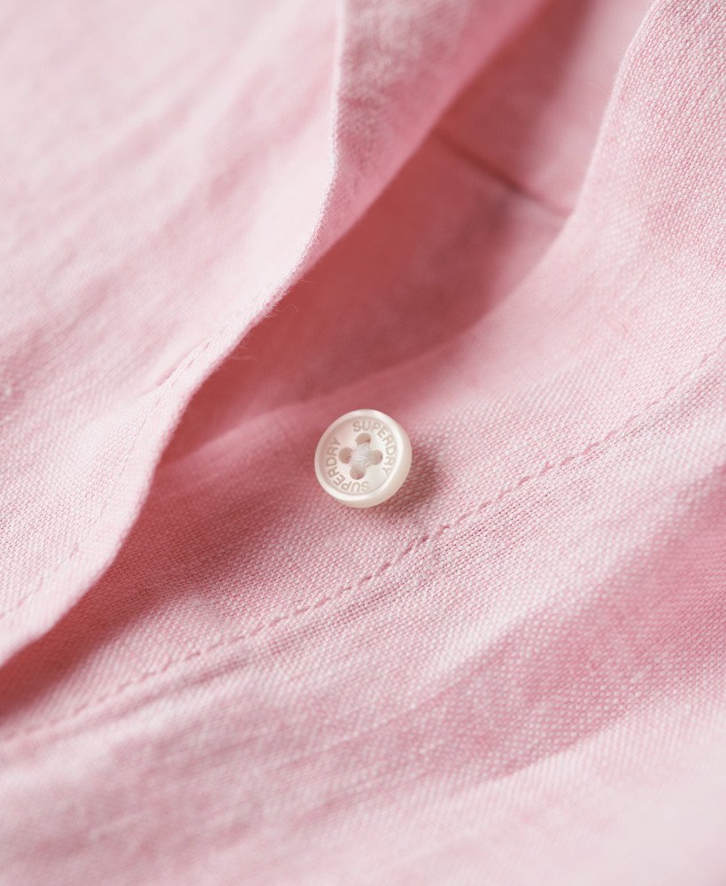 camisa boyfriend casual de linho na cor rosa lilás.