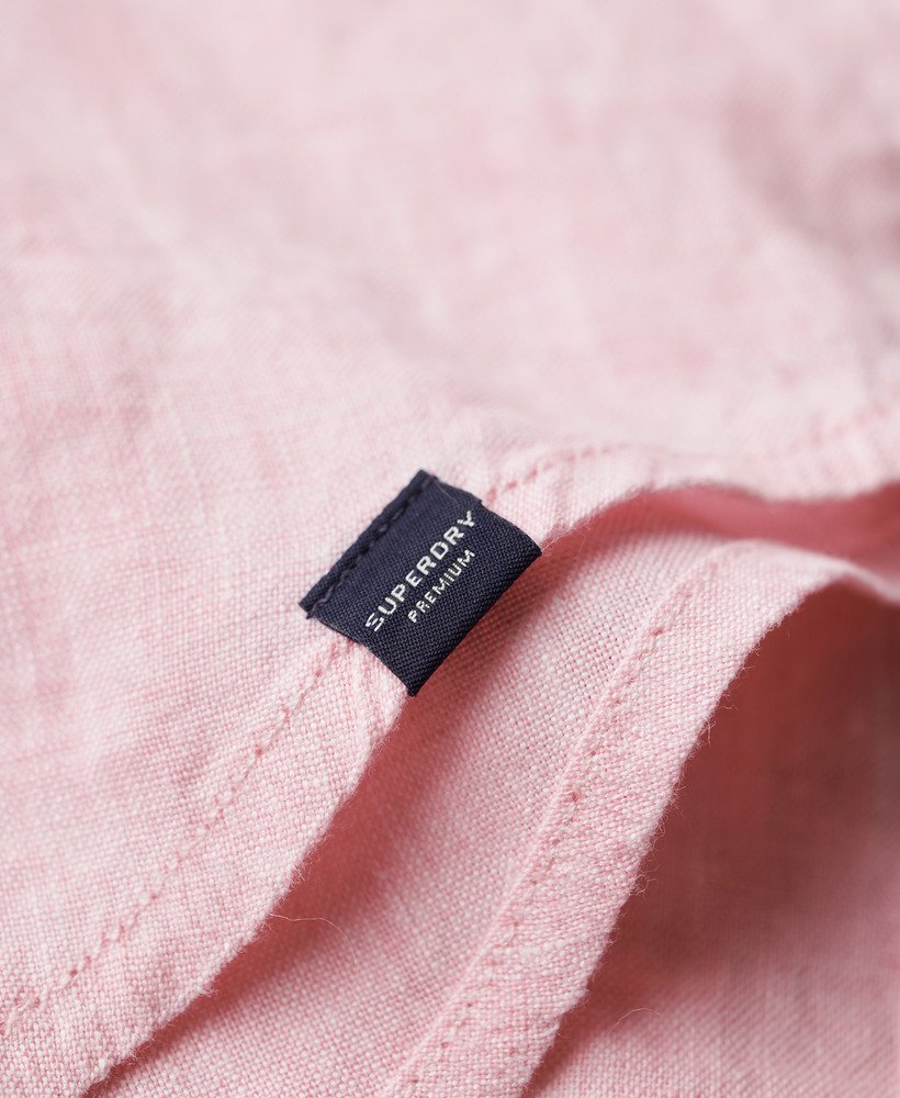 camisa boyfriend casual de linho na cor rosa lilás.