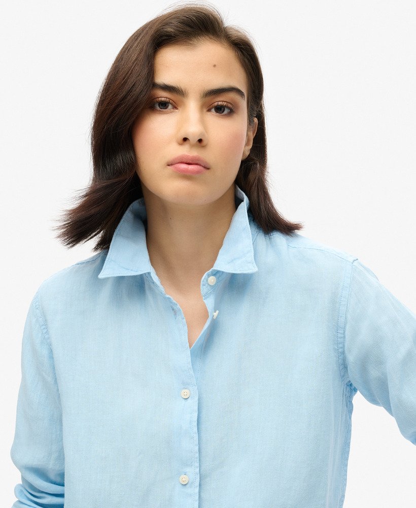 camisa boyfriend casual de linho na cor azul-marinho