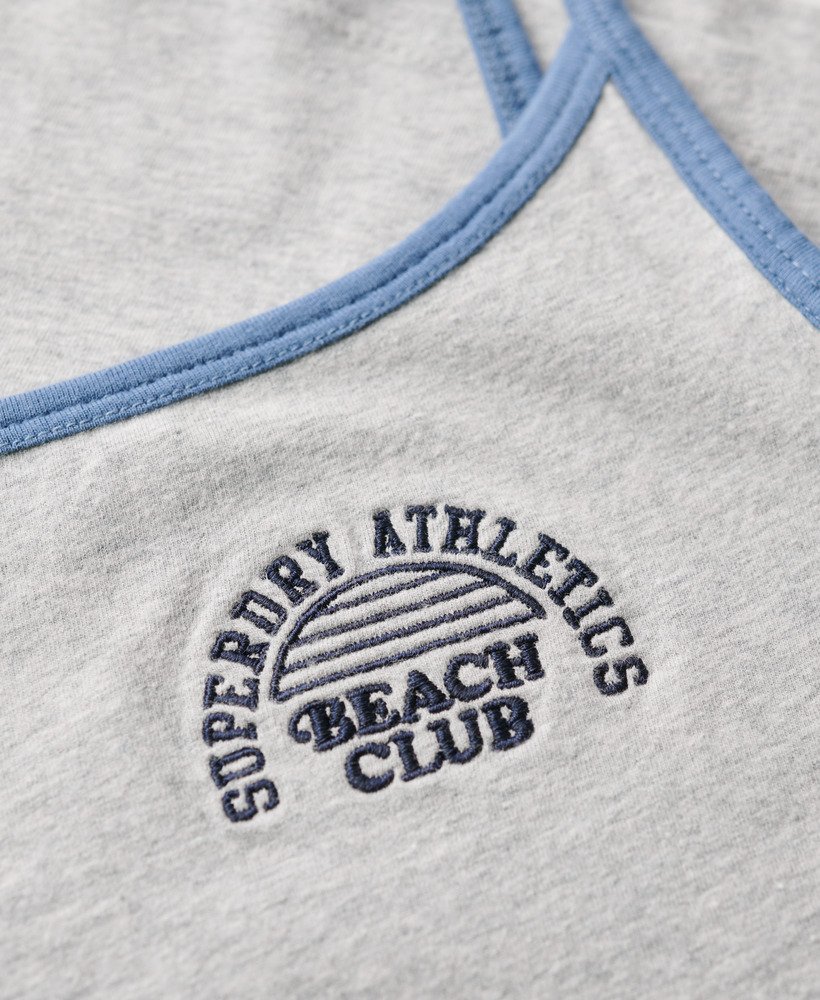regata esportiva essentials na cor cinza mescla.