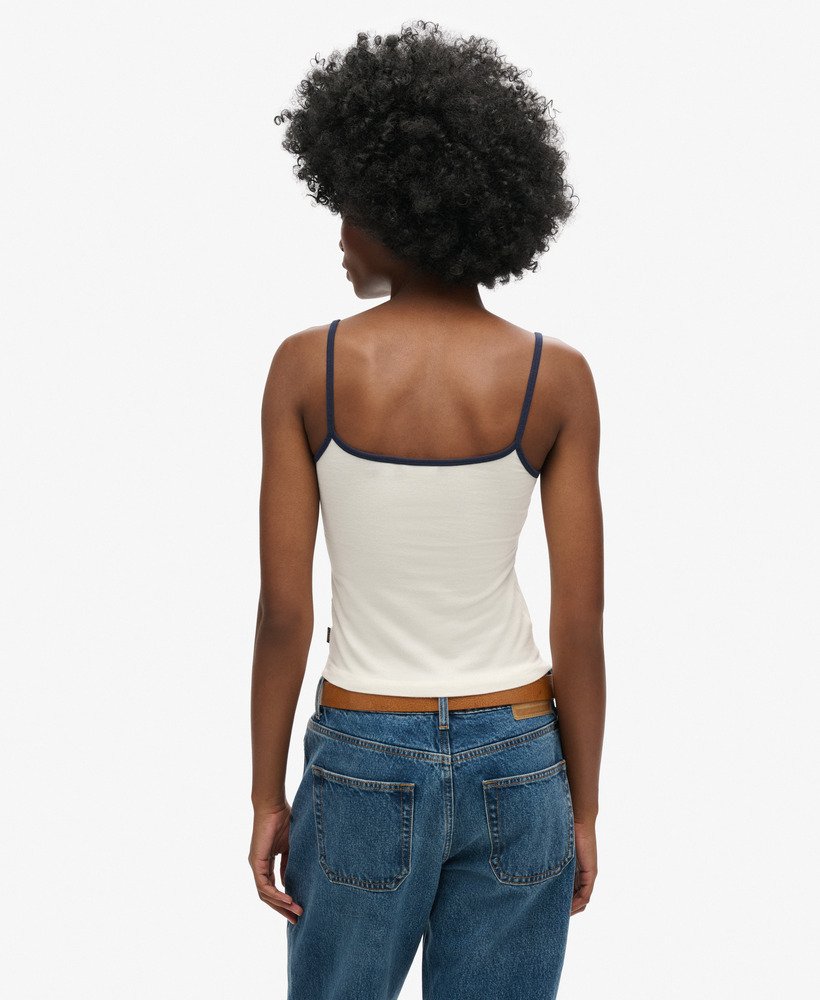 regata esportiva essentials na cor off white