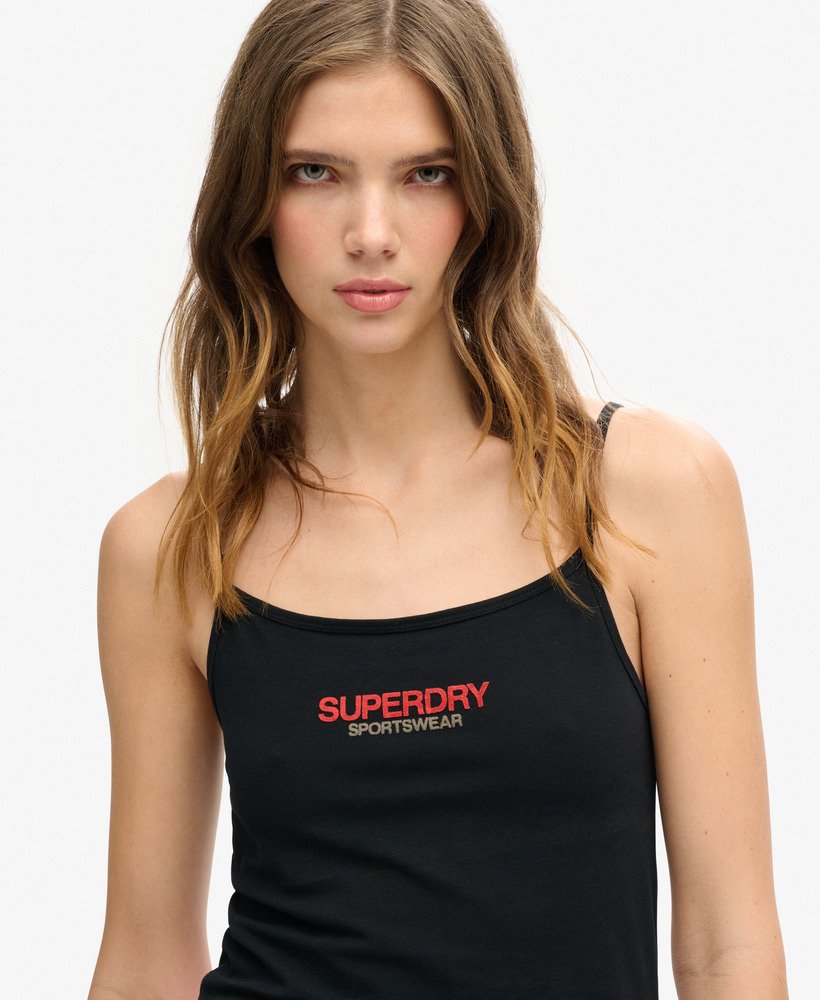 top regata esportivo com logo na cor preta.