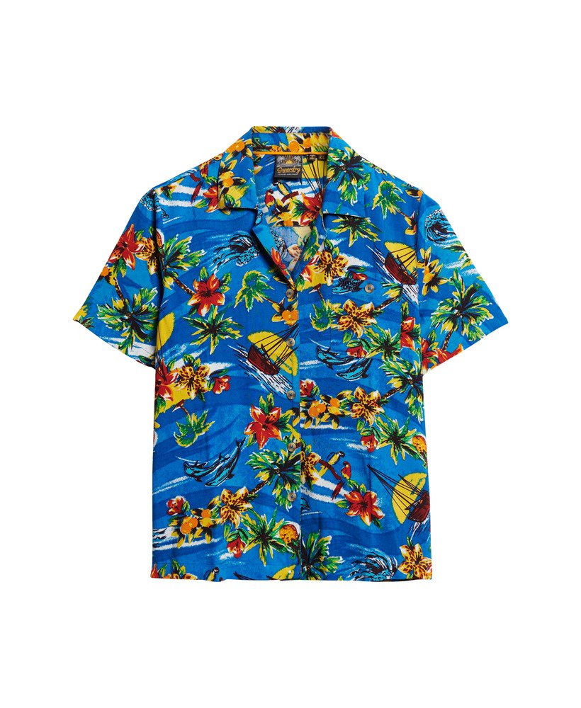 camisa resort de praia em azul golfinho oceano