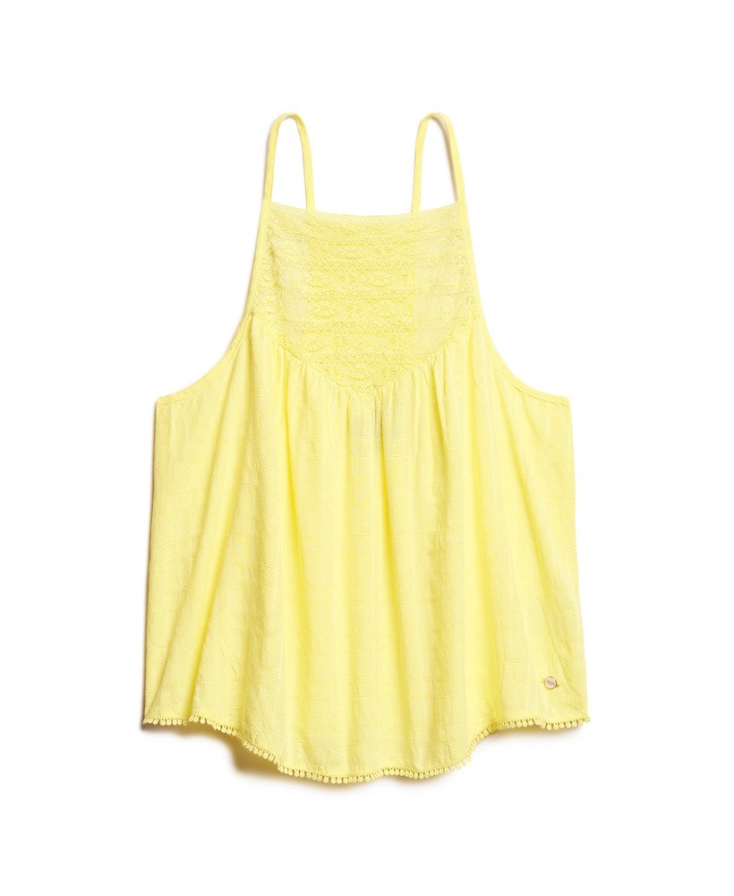 top de renda para praia na cor amarelo claro.