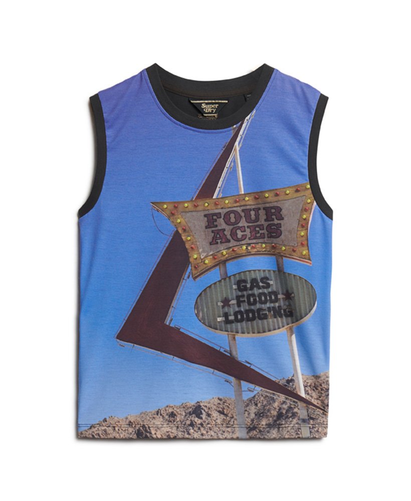 regata com estampa sublimada em four aces aop