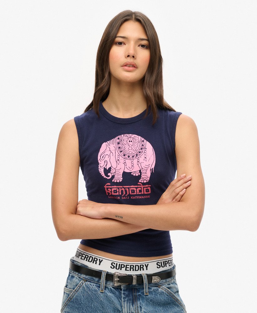 regata superdry x komodo hathi slim na cor azul marinho intenso.