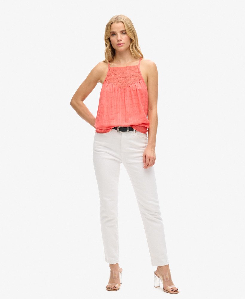 top de renda estilo camisola para praia na cor coral rosado