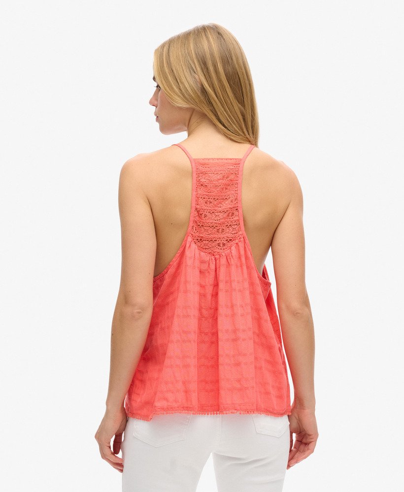 top de renda estilo camisola para praia na cor coral rosado
