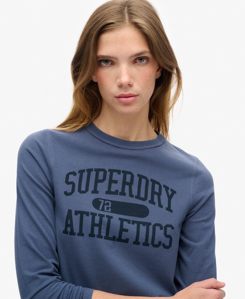 camiseta de manga comprida athletic essentials ringer slim na cor azul marinho.