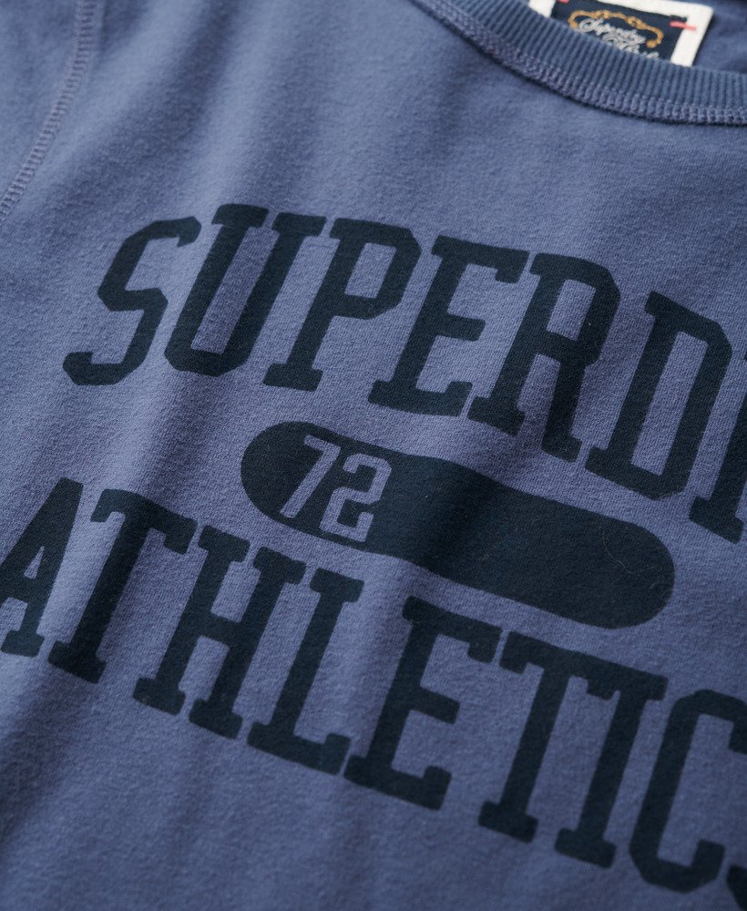 camiseta de manga comprida athletic essentials ringer slim na cor azul marinho.