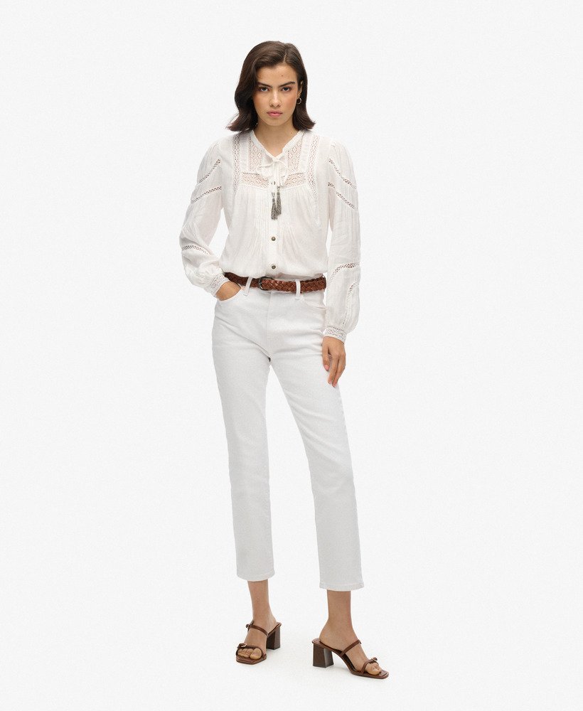 blusa de manga comprida em renda trançada na cor branco off-white.