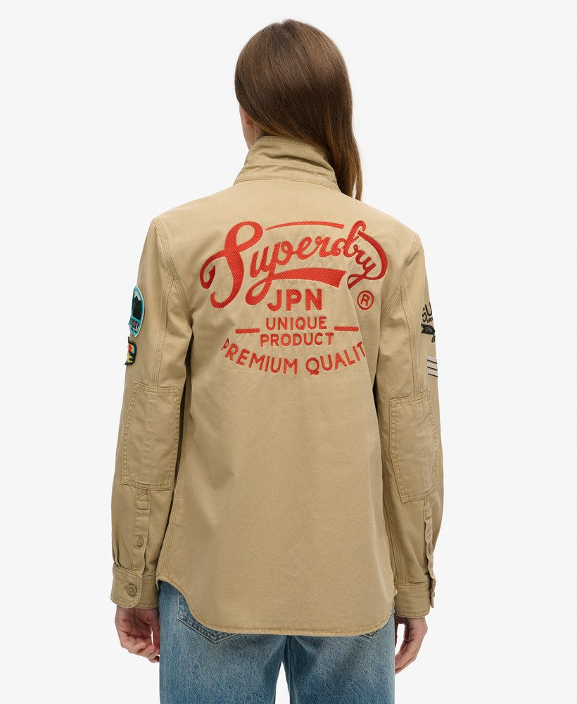 camisa scout na cor marrom clássico
