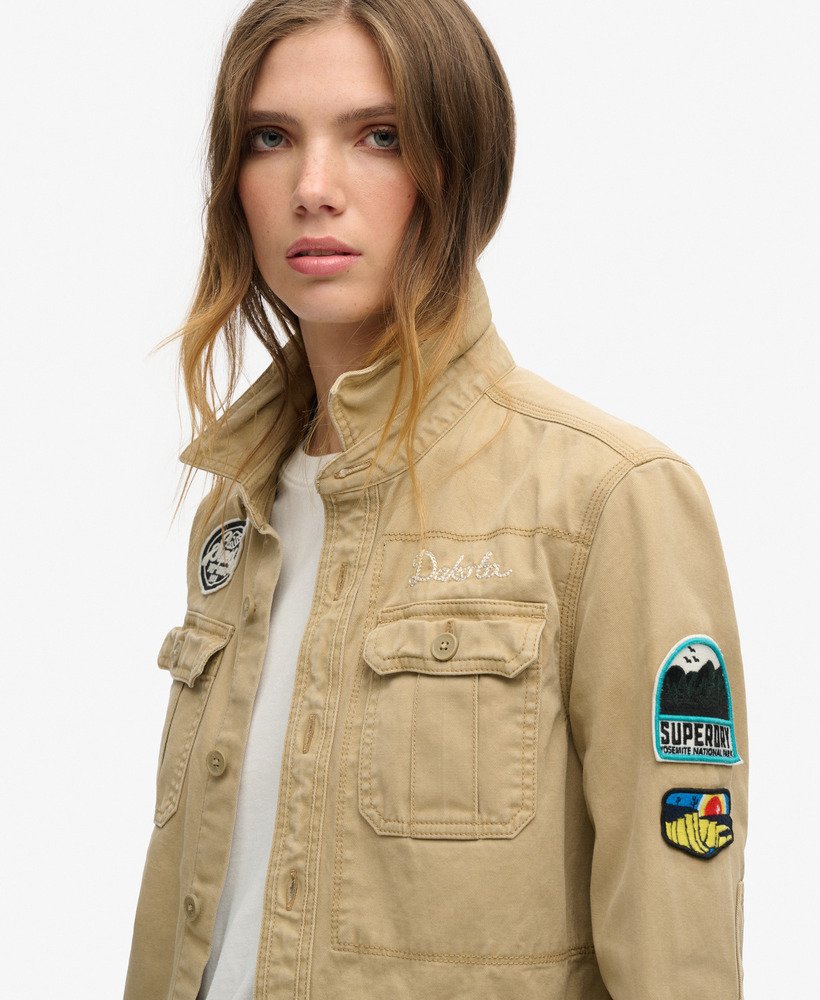 camisa scout na cor marrom clássico