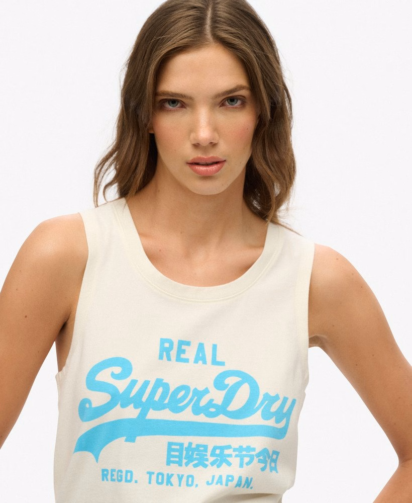 Regata vintage com decote redondo e logo neon