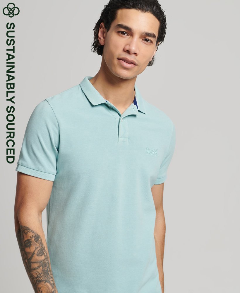 camisa polo vintage destroyed em algodão orgânico na cor menta fresca.