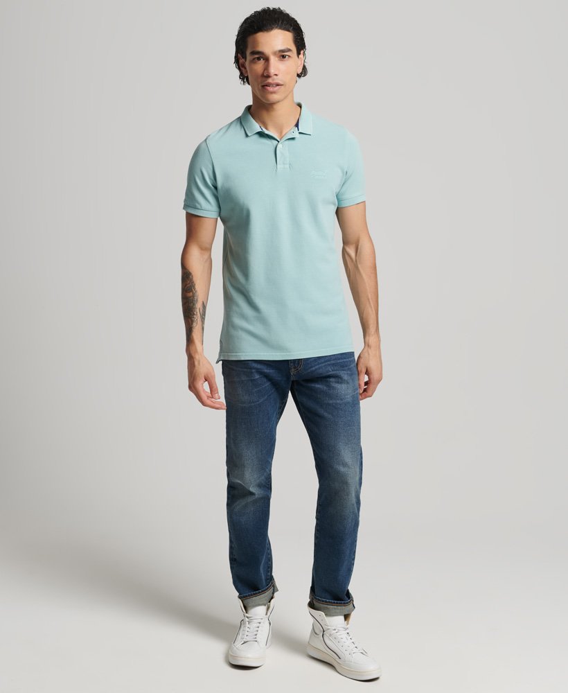 camisa polo vintage destroyed em algodão orgânico na cor menta fresca.