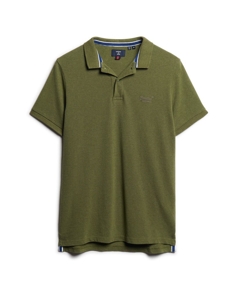 polo clássica em piqué na cor verde-oliva mesclado.
