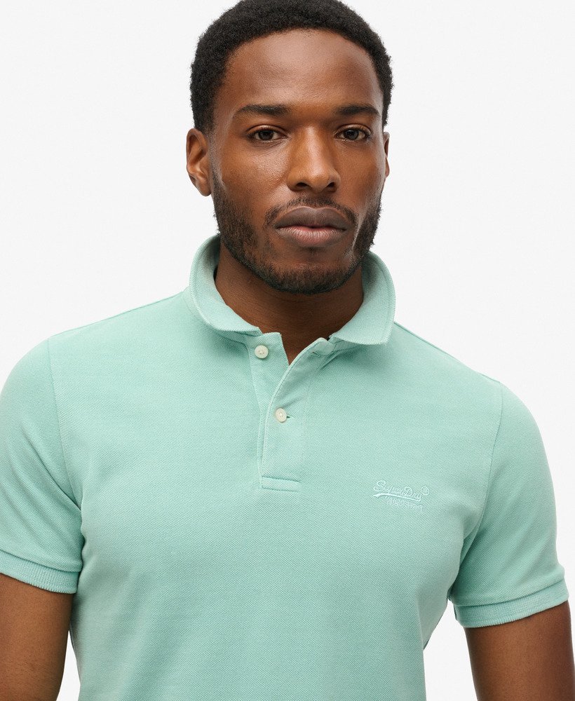 camisa polo destroyed na cor menta fresca.
