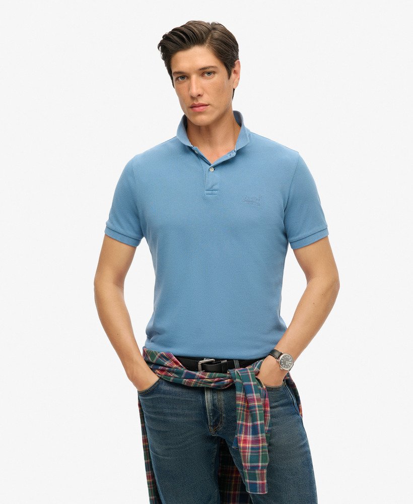 camisa polo desgastada em azul heráldico