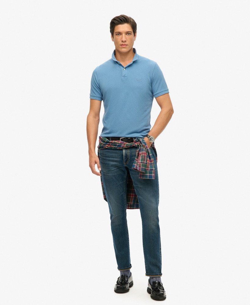 camisa polo desgastada em azul heráldico