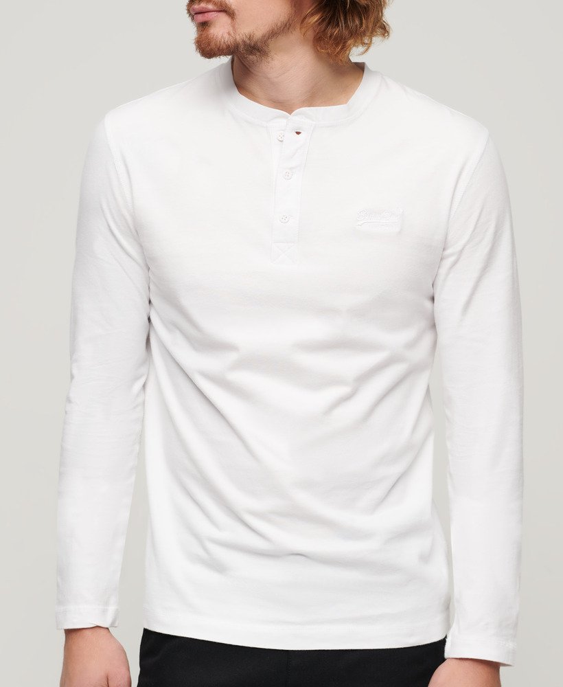 blusa vintage com meio botão e logo bordado na cor Óptica