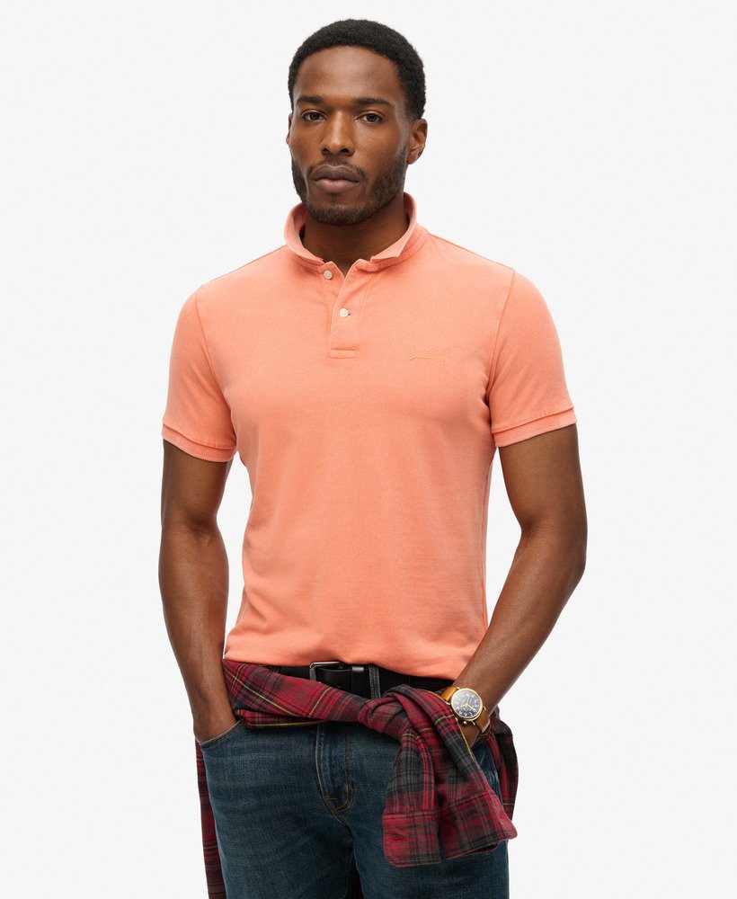 camisa polo destroyed na cor coral sunburst.