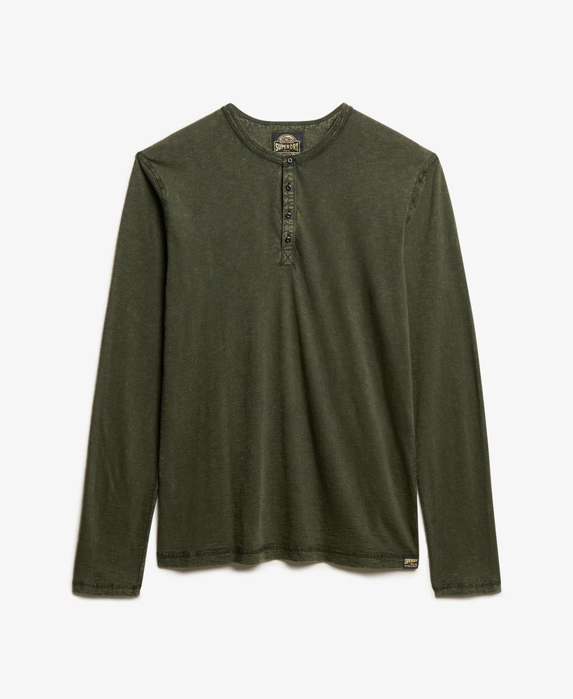 camisa de manga comprida estilo avô em malha na cor verde oliva da surplus goods