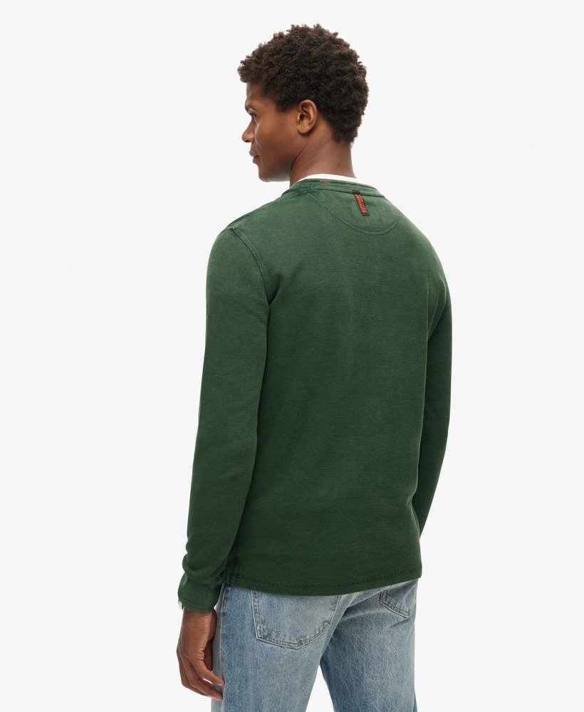 tampo estilo vovô com textura vintage em verde esmalte.
