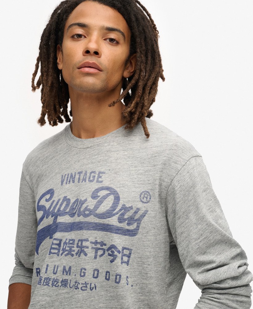 blusa clássica de manga comprida com estampa gráfica em cinza mesclado.