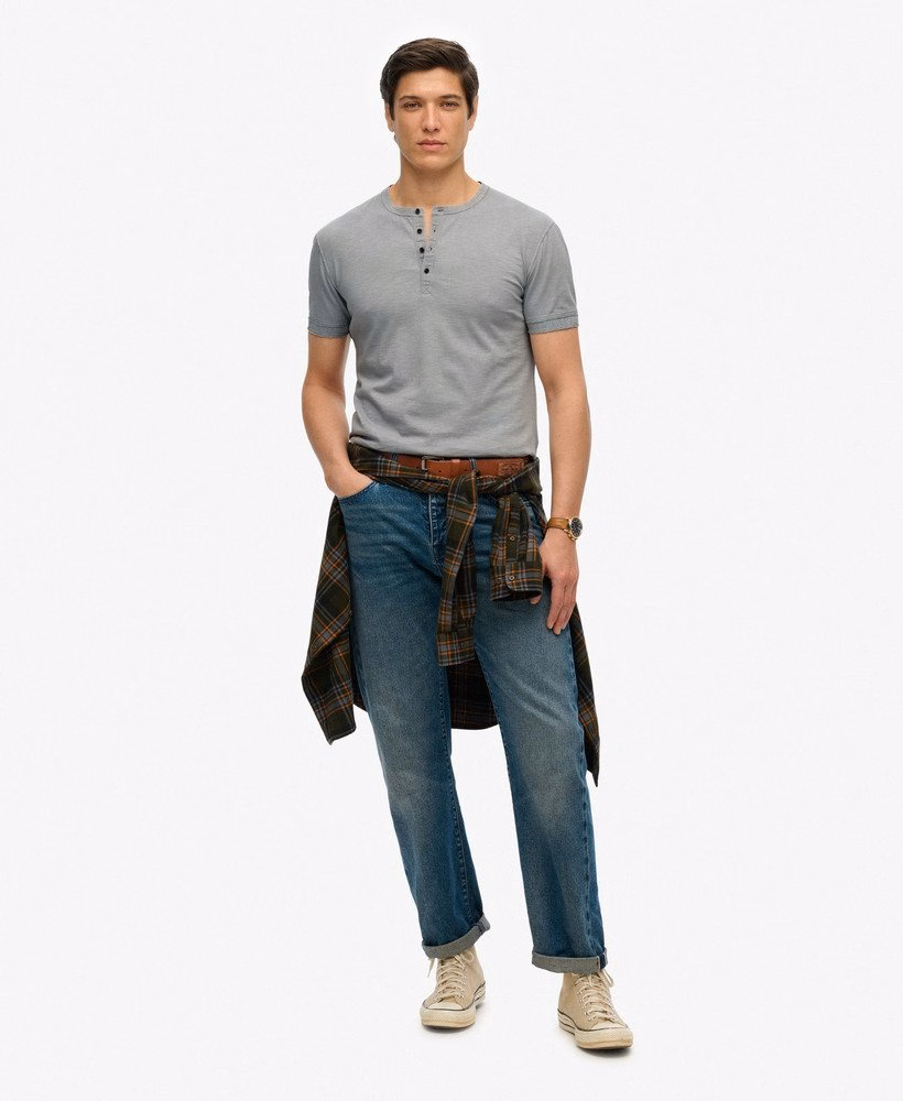 Camisa Henley de manga curta em malha texturizada