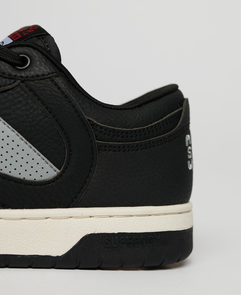 tênis vegan jump low top na cor preta