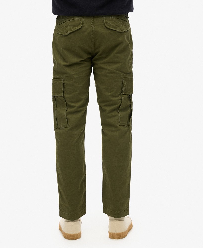 calça cargo em algodão orgânico na cor cáqui autêntico.