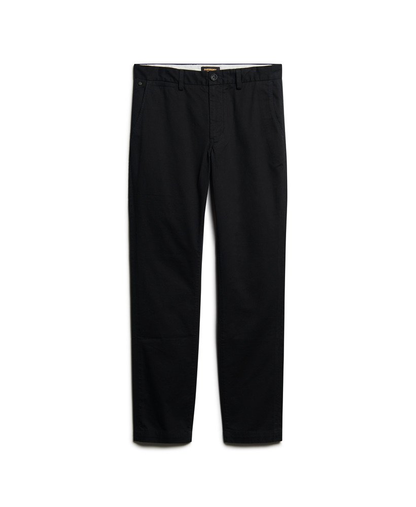 calça chino slim tapered stretch na cor preta.