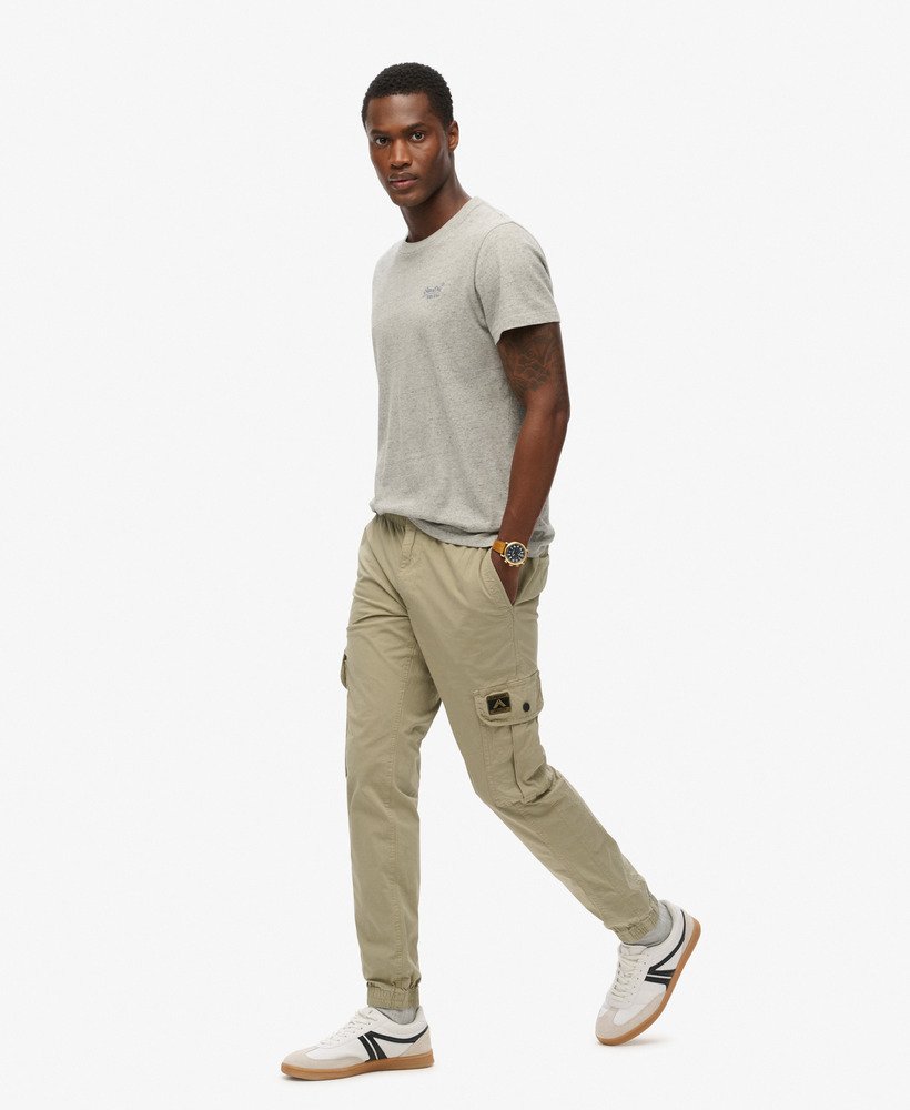 calça para cargo slim na cor verde cáqui claro