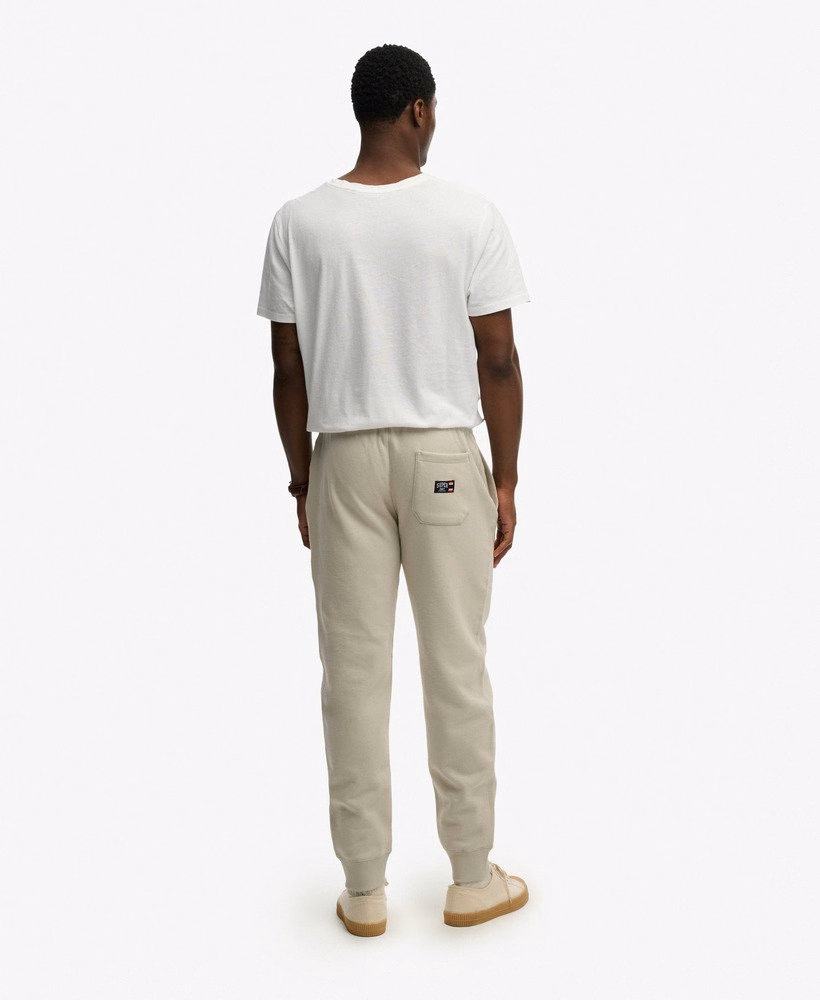 Calça Jogger Essential Logo com Acabamento Meio Escovado