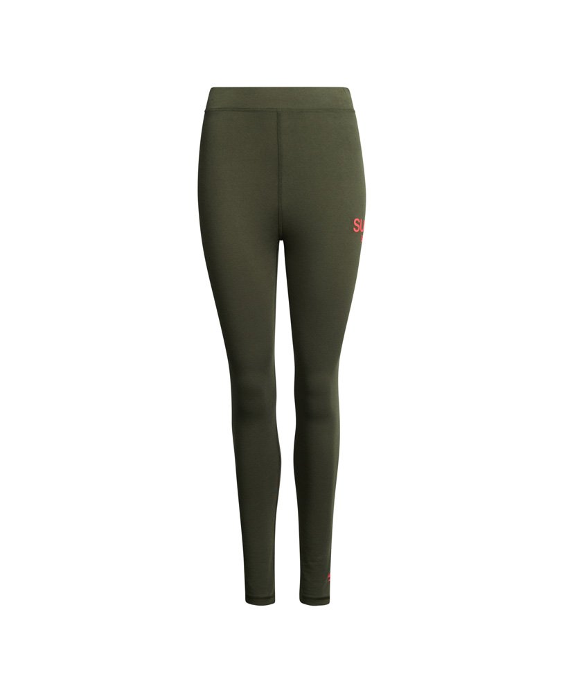 calça legging de cintura alta core sports na cor verde musgo escuro.