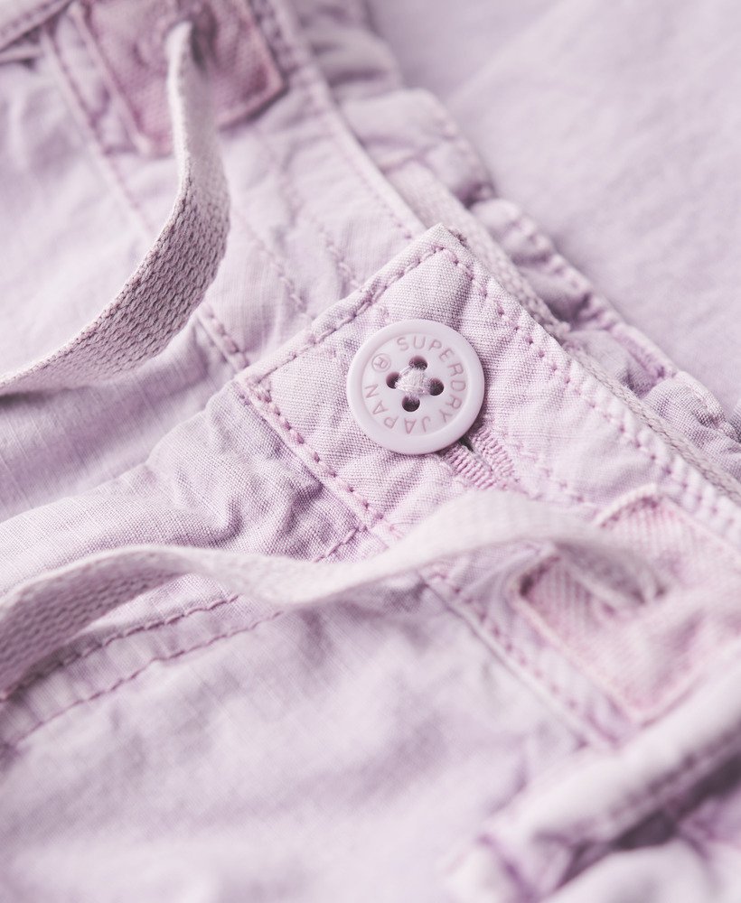 calça cargo para de cintura baixa em lilás suave