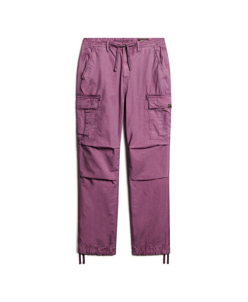 calça cargo de cintura baixa estilo paraquedas na cor berry conserve